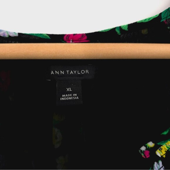 Ann Taylor Floral Balloon Sleeve Top XL Smocked Black Pink Chiffon Feminine - Picture 12 of 15